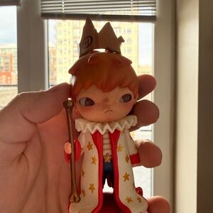 POP MART x Hirono Le Petit Prince Series Confirmed Figure “The King”